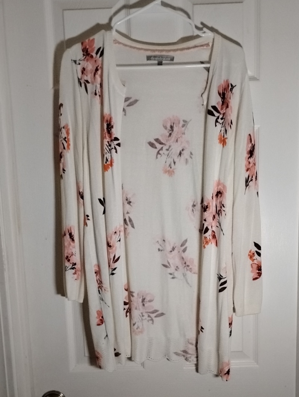 Cardigan Open Front Floral Large Daniel Rainn